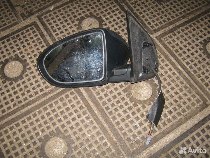 Зеркало левое Nissan Qashqai J10