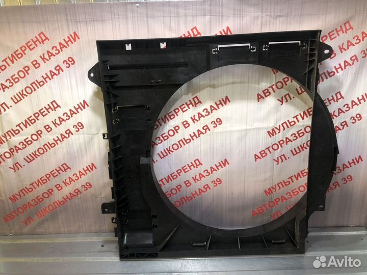 Диффузор радиатора Infiniti QX 56 2