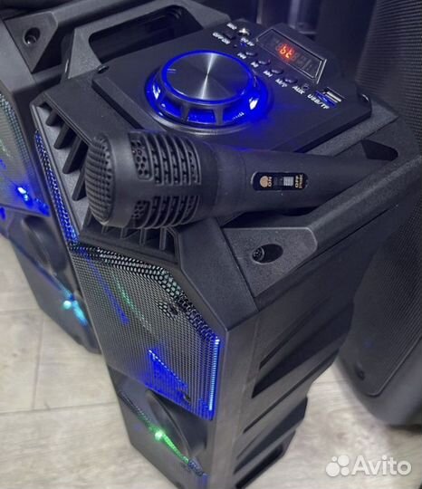 Беспроводная колонка с микрофоном