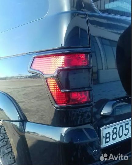 Накладки задних фонарей УАЗ Патриот (2шт) с 2015г