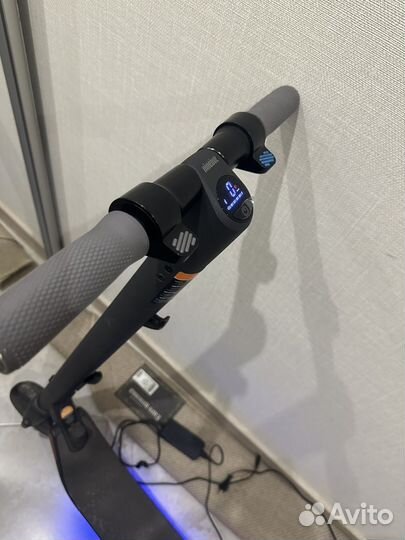 Электросамокат Ninebot Kickscooter ES2