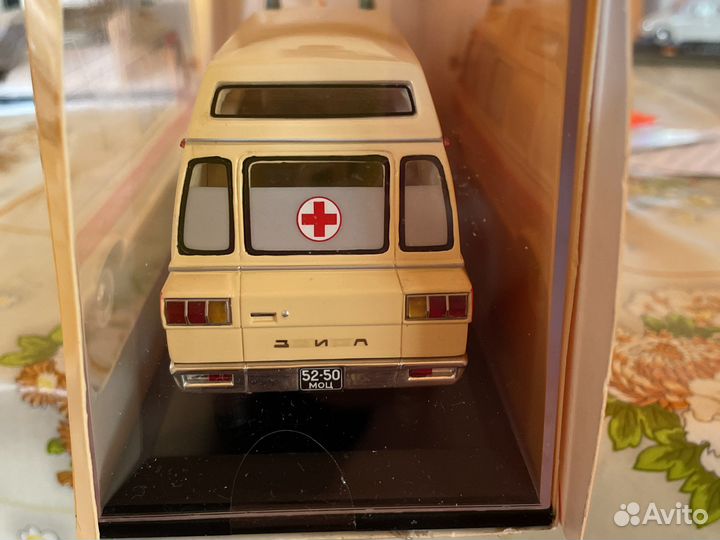 ЗИЛ -118ка. DIP. 1/43 скорая медицинская помощь