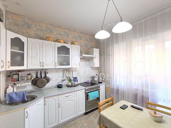 3-к. квартира, 71 м², 1/9 эт.