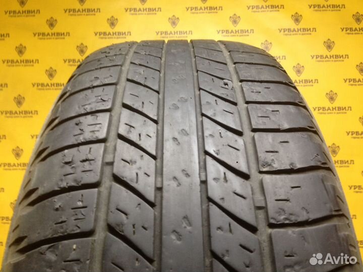 Goodyear Wrangler HP All Weather 235/65 R17 104H