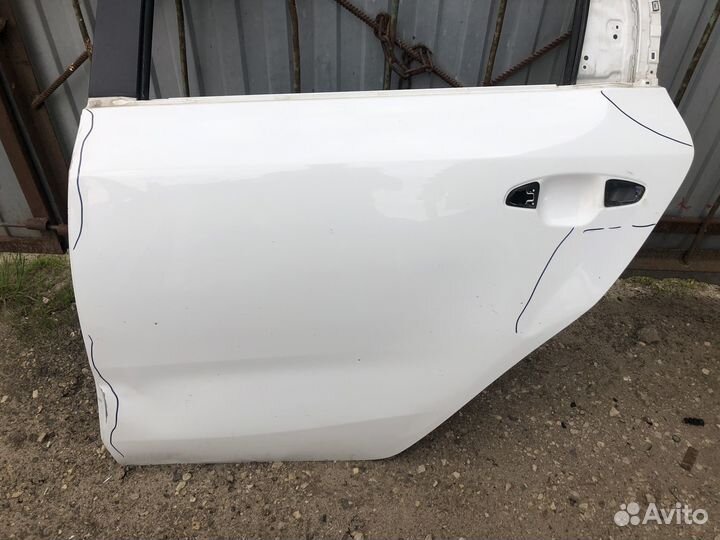 Задняя левая дверь KIA RIO 4