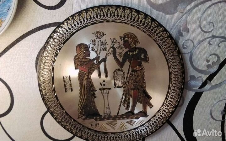 Сувенирные тарелки разных стран