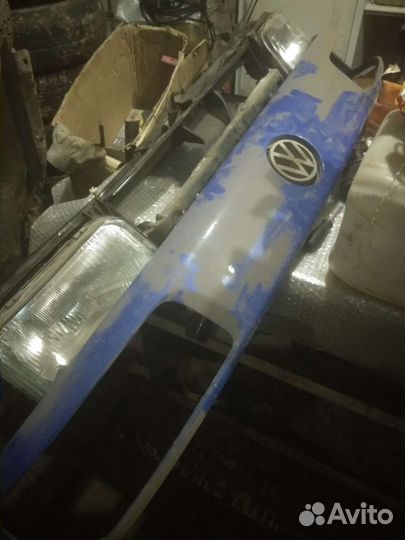 Фольксваген Пассат b3 Решетка радиатора оригинальн