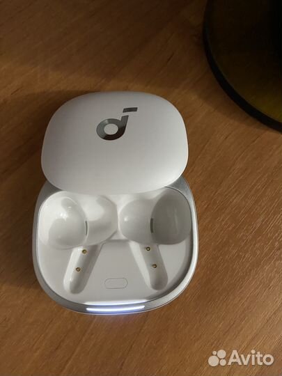 Зарядный кейс Anker Soundcore Liberty 4 без наушн