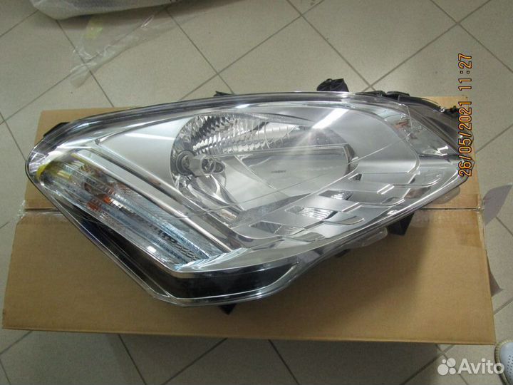 Фара правая Berlingo II 12 98-06-30-65-80