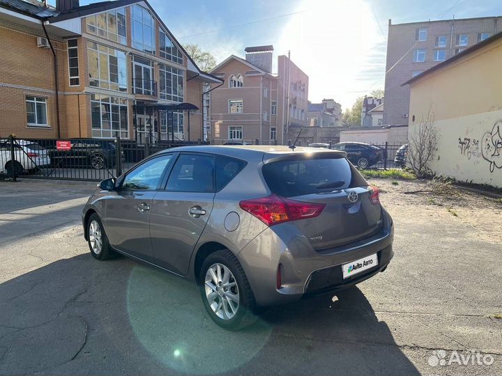 Toyota Auris 1.6 CVT, 2013, 115 000 км