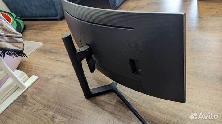 Монитор Samsung 34