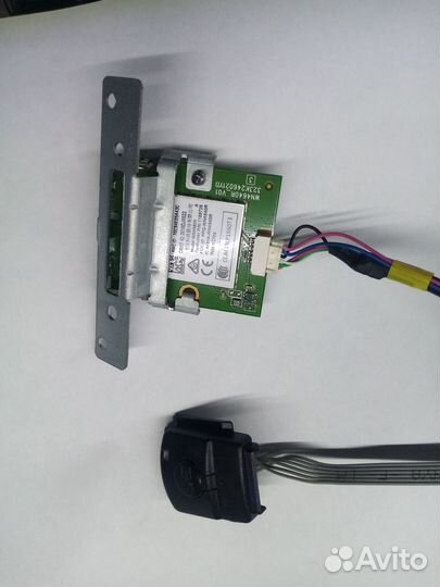 Продается телевизор dexp 32D8100 по запчастям
