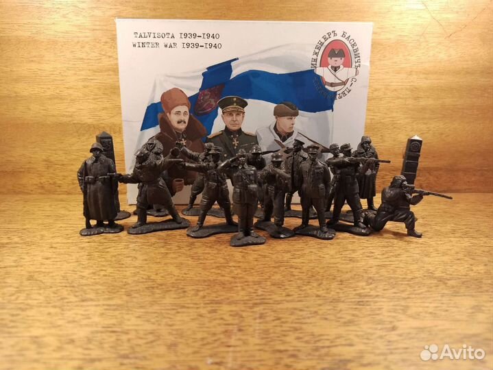 Солдатики инженер басевич 1/32 раритет