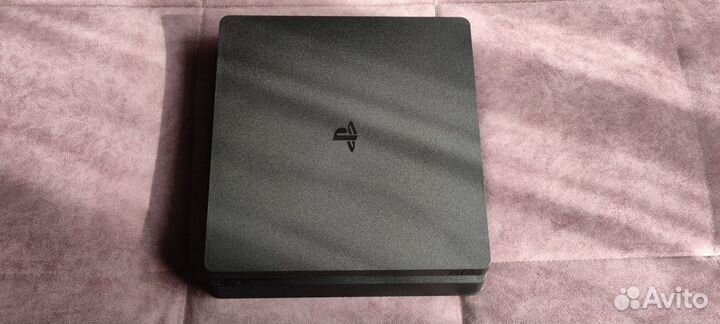 Игровая приставка Sony PlayStation 4 Slim Pro 1Тб