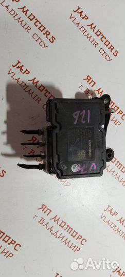 Блок ABS Volvo V70 универсал B5254T10 2010