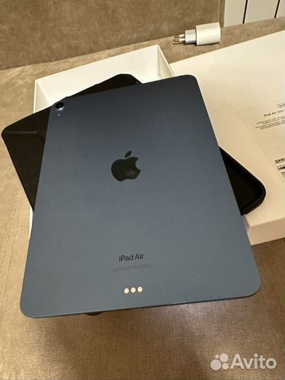 iPad air 5 2022 m1 64 wi fi