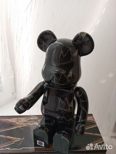 Медведь bearbrick jean michel basquiat