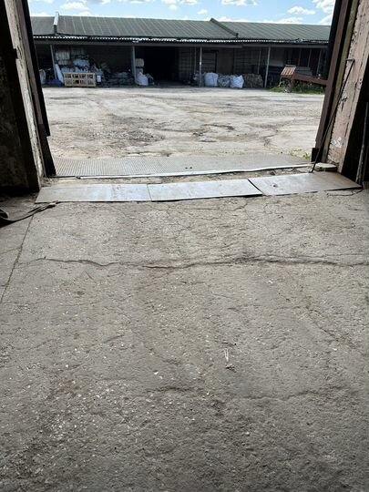 Склад, 1200 м²