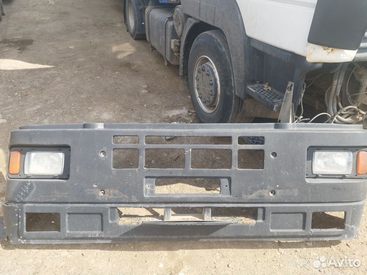 Бампер передний маз