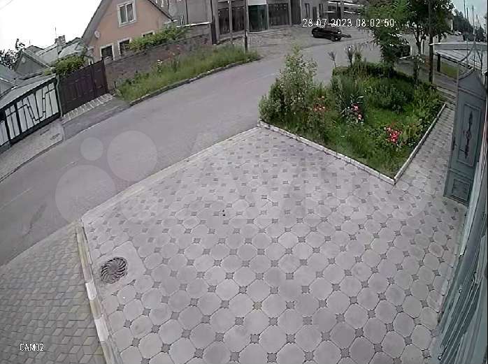 Дом 474,3 м² на участке 5,1 сот.