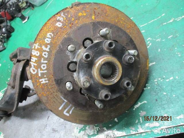 Ступица передняя правая Hyundai Terracan 2003