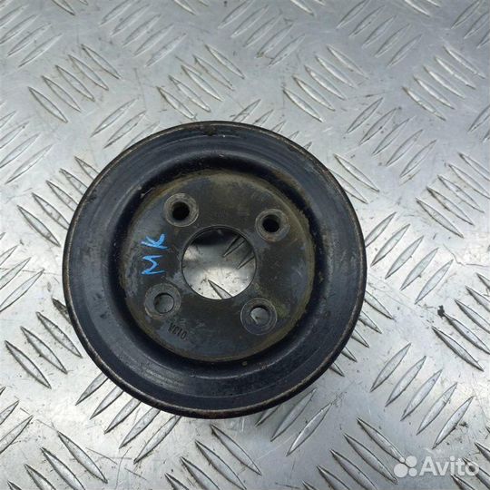 Шкив водяного насоса (помпы) Geely Mk 1.5 MR479QA