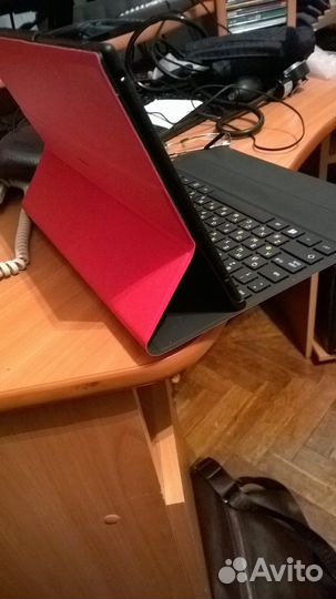 Nokia Lumia 2520 с оригинальной док станцией