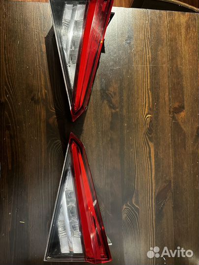 Задние фонари в крышку багажника skoda kodiaq