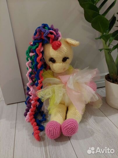 Вязаная игрушка единорог ручная работа