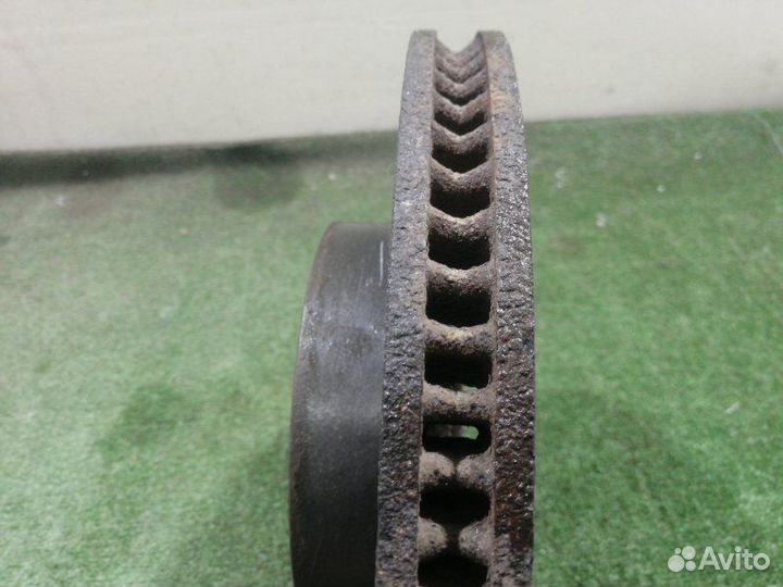 Диск тормозной вентилируемый передний Toyota Land