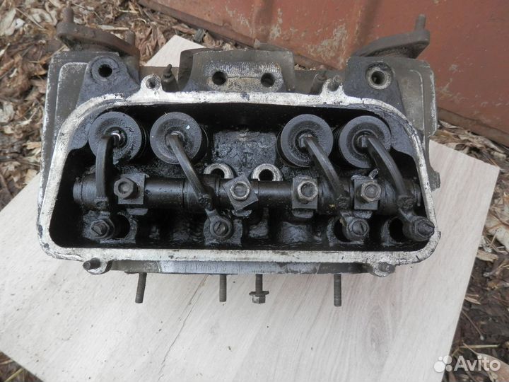 Головка блока клапанов на Луаз 969, заз