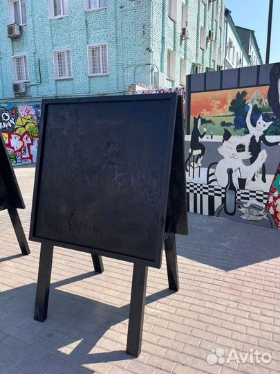 Мольберт для рекламы