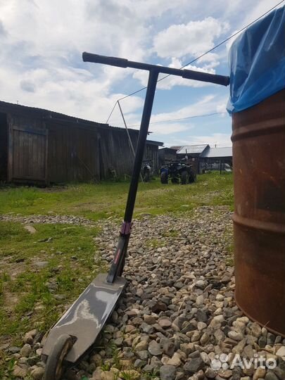 Трюковой самокат