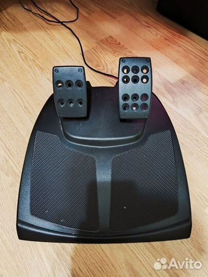 Руль logitech momo racing 900 градусов