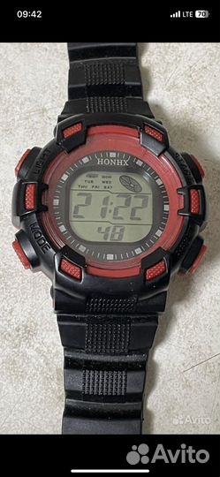 Часы с подсветкой