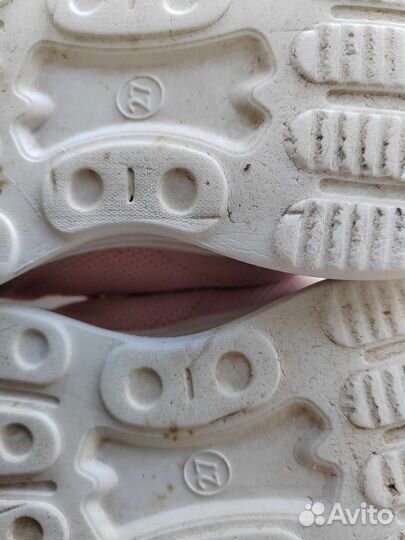 Кроссовки для девочки 27 размер