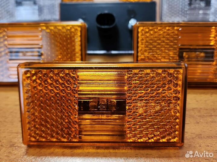 Фонарь габаритный 50.3731-008 желтый 12/24в 16шт