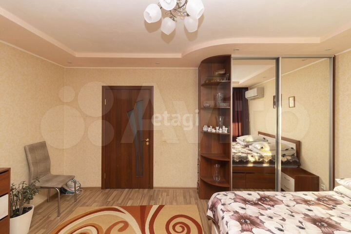 2-к. квартира, 67 м², 8/16 эт.