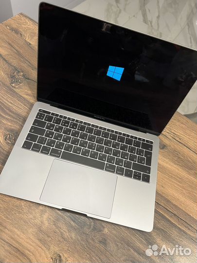 Apple macbook pro 13 2017