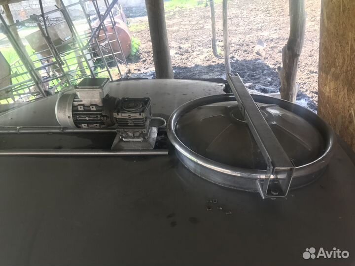 Танк охладитель молока бу