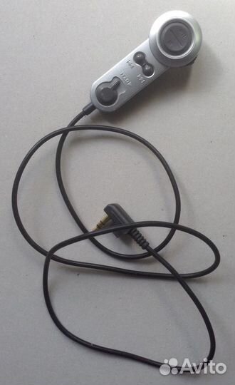 Стереогарнитура с кнопками и клипсой