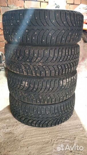 Bridgestone Blizzak Spike-01 205/55 R16 91T