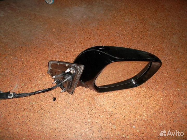 Toyota Land Cruiser 100 зеркало правое