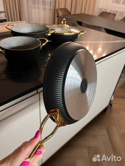 Набор кастрюль новый