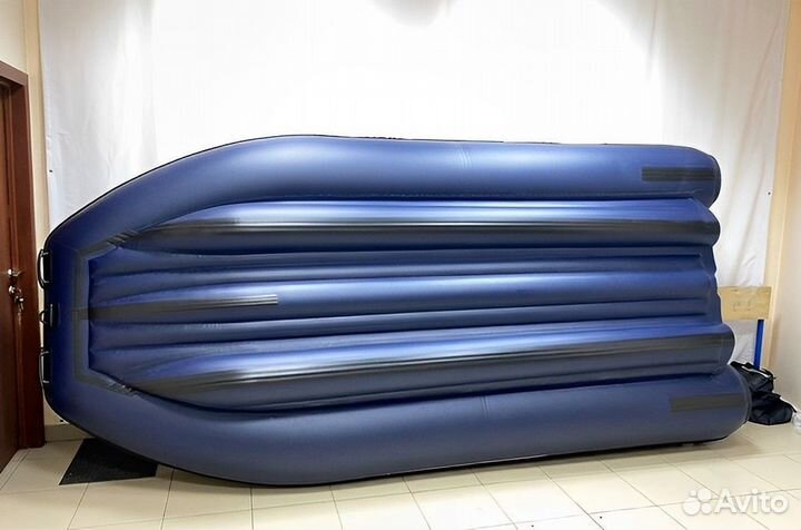 Лодка пвх Reef Тритон 400 S-MAX с интегрированным фальшбортом