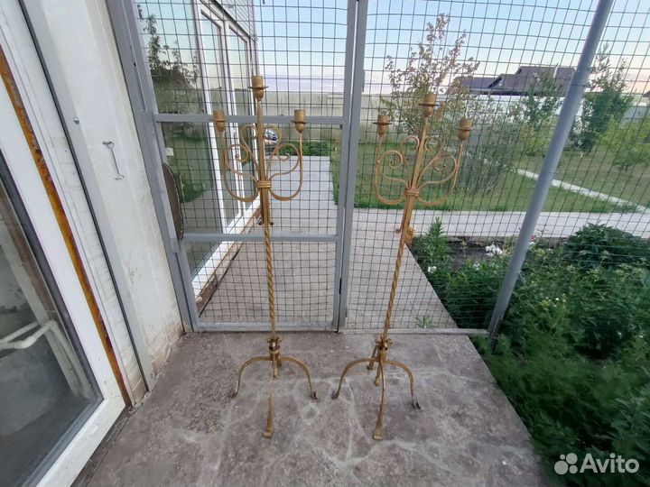 Подсвечник кованный