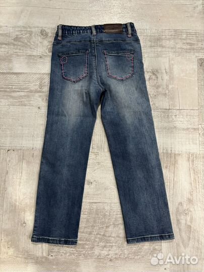 Джинсы на девочку 122