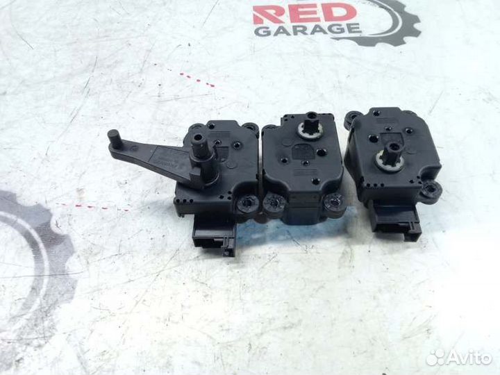 Сервопривод заслонок печки Mercedes-Benz Slk-Class