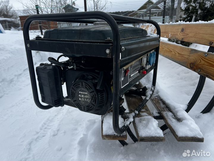 Генератор бензиновый бу 3 кв