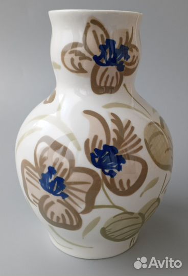 Фарфоровая ваза. СССР. лоз